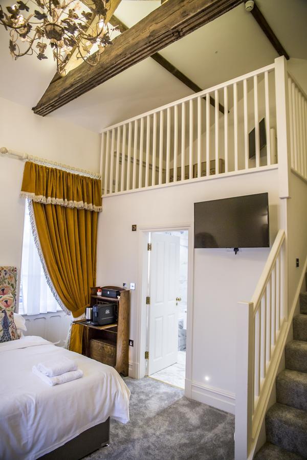 The Coach & Horses Inn Bolton by Bowland Екстериор снимка