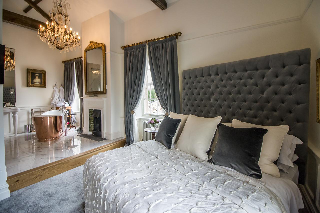 The Coach & Horses Inn Bolton by Bowland Екстериор снимка